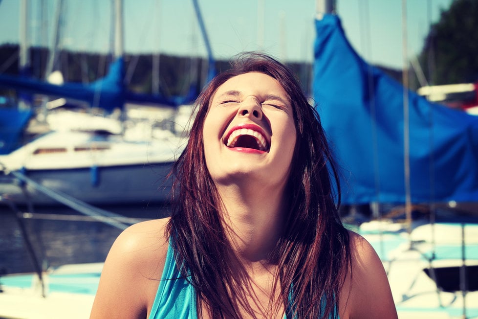 7 เทคนิค หัวเราะบำบัดกายเสริมใจ thaihealth