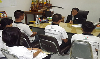 เยาวชนงดเหล้านครนายก พบรองผู้ว่าฯ แจงงานงดเหล้าเข้าพรรษามหากุศล