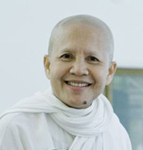 แม่ชีศันสนีย์ เสถียรสุต 