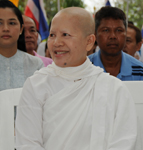 แม่ชีศันสนีย์ เสถียรสุต