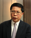 นายนิพนธ์ พัวพงศกร