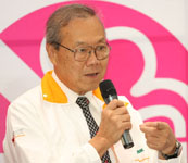 ศ.นพ.ประกิต วาทีสาธกกิจ