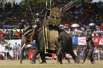 พกสุราเที่ยวมหัศจรรย์งานช้างสุรินทร์ จับปรับ 1,200 บาท