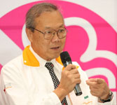 ประกิต วาทีสาธกกิจ 