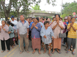 สสส.ปันน้ำใจช่วยผู้ประสบภัยน้ำท่วม “ชัยนาท”