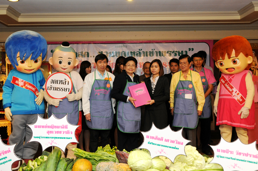 กทม.จับมือ สสส.จัดโครงการตลาดสดชวนงดเหล้าเข้าพรรษา
