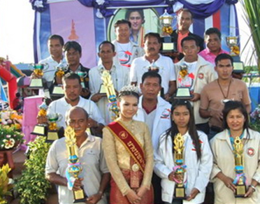 ระนองจัดยิ่งใหญ่งานแข่งขันเรือยาวประเพณี 2554