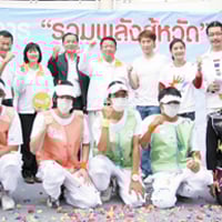 “สมจิตร-วิว”บุกภูเก็ตรวมพลังสู้หวัด