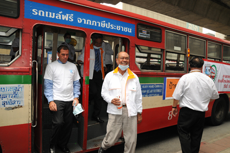 ประมวลภาพงาน “รถเมล์ไทยปลอดภัย รวมพลังสู้หวัด 2009 (Hygiene Bus)”