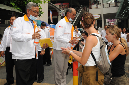 ประมวลภาพงาน “รถเมล์ไทยปลอดภัย รวมพลังสู้หวัด 2009 (Hygiene Bus)”