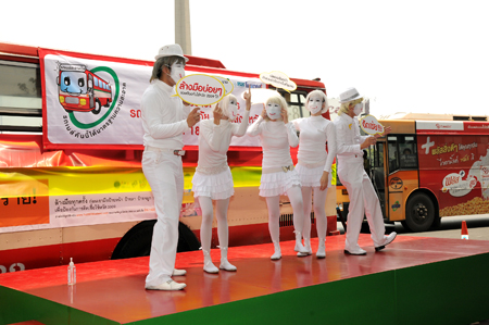 ประมวลภาพงาน “รถเมล์ไทยปลอดภัย รวมพลังสู้หวัด 2009 (Hygiene Bus)”