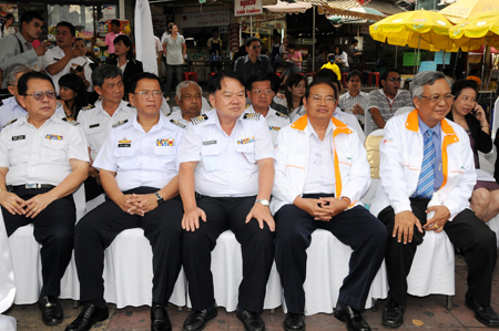 ประมวลภาพงาน “รถเมล์ไทยปลอดภัย รวมพลังสู้หวัด 2009 (Hygiene Bus)”