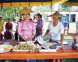 เฮียนฮู้ฮีตไต วิถีชาวไทยใหญ่