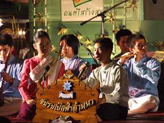 ประมวลภาพเทศกาลล้านนาดนตรีสร้างสุข “ละอ่อนบรรเลง ระมิงค์ขับขาน” วันอาทิตย์ที่ 22 มีนาคม 52 จ.เชียงใหม่
