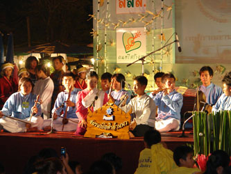 ประมวลภาพเทศกาลล้านนาดนตรีสร้างสุข “ละอ่อนบรรเลง ระมิงค์ขับขาน” วันอาทิตย์ที่ 22 มีนาคม 52 จ.เชียงใหม่