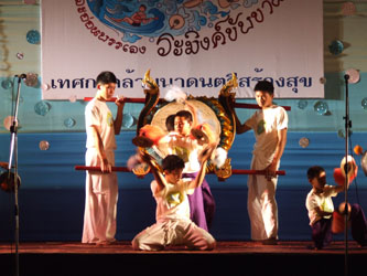 ประมวลภาพเทศกาลล้านนาดนตรีสร้างสุข “ละอ่อนบรรเลง ระมิงค์ขับขาน” วันอาทิตย์ที่ 22 มีนาคม 52 จ.เชียงใหม่