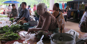ตลาดนัดชุมชนที่