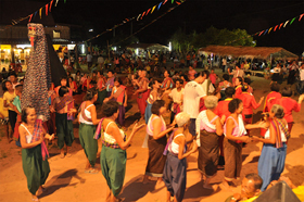 ตลาดนัดศิลปวัฒนธรรม ก่อพื้นที่สร้างสรรค์ ดึงชุมชนถ่ายทอดภูมิปัญญา