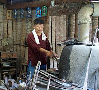 นายชาลี ศรีพุทธาธรรม 