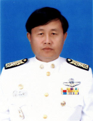 นายวิเชียร เที่ยงธรรม 