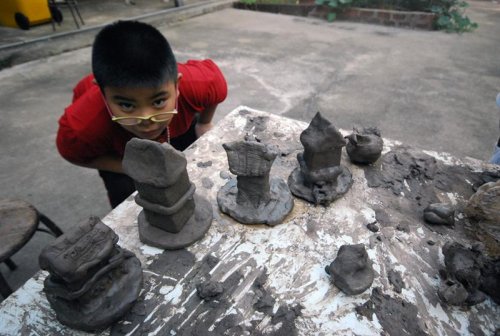 ชวนน้องๆ เยาวชน ร่วมสืบวิถีชุมชน ฟื้นศิลปะรอบรั้วบ้าน