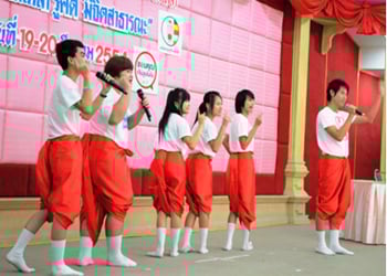 ตามดูเหล่าเยาวชน มีดีมาโม้ มีโชว์มาอวด ตอน 