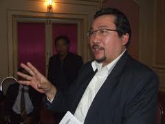 ดร.อมรวิชช์ นาครทรรพ อาจารย์คณะครุศาสตร์ จุฬาลงกรณ์มหาวิทยาลัย
