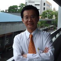 นายวิโรจน์ ศรีหิรัญ 