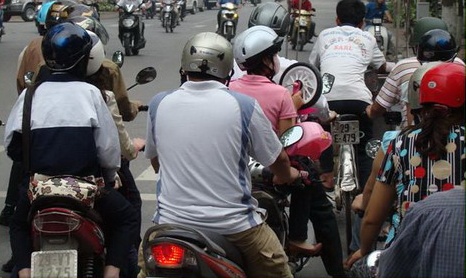 หมวกกันน็อก