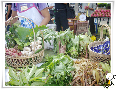 สร้างสุขได้ด้วย ‘ตลาดนัดสีเขียว’