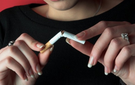 เผยบุหรี่มวนเล็กลงอันตรายเท่าเดิม เผยกลยุทธ์บริษัทบุหรี่ทำมวนสั่นลง เล็กลง หวังเลี่ยงภาษี ชี้ทำรัฐบาลเก็บภาษีน้อยลง เสียส่วนแบ่งการตลาดระดับล่างให้ของบุหรี่นอก จี้ออกกฎหมายคุมมาตรฐานมวนบุหรี่ต้องน้ำหนักไม่ต่ำกว่า 1 กรัม บรรจุไม่น้อยกว่า 20 มวนต่อซอง ย้ำมวนเล็กสั้นลงอันตรายเท่าเดิม