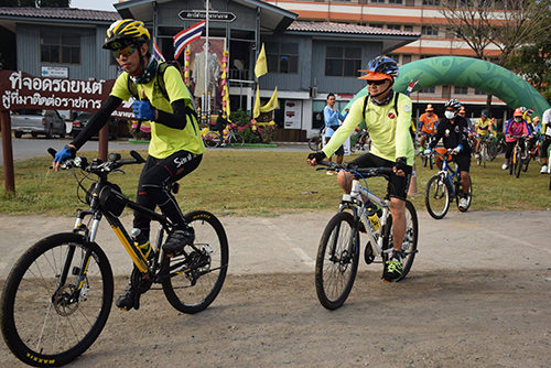 “ปั่น ลั่น ทุ่ง” รณรงค์ขี่จักรยานสร้างความปลอดภัย thaihealth