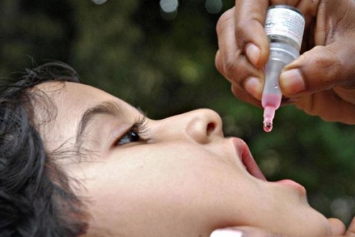 แนะนำเด็กหยอดวัคซีนโปลิโอ thaihealth
