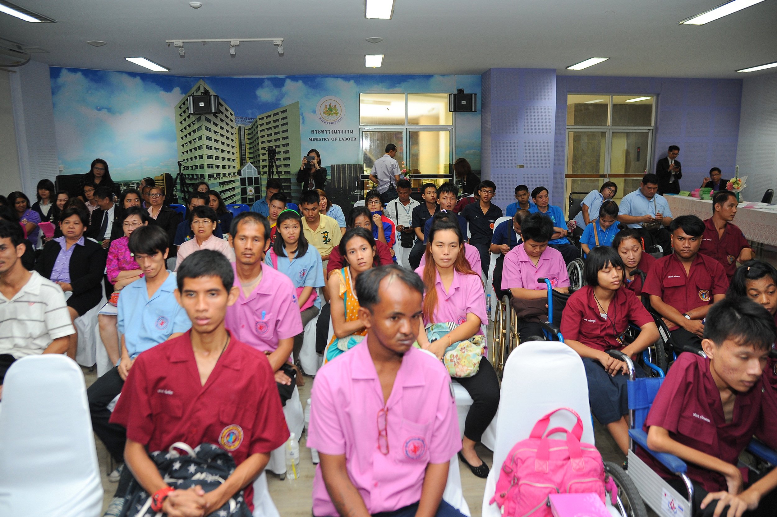 พลังคนพิการ หุ้นส่วนธุรกิจสร้างสรรค์สังคม thaihealth