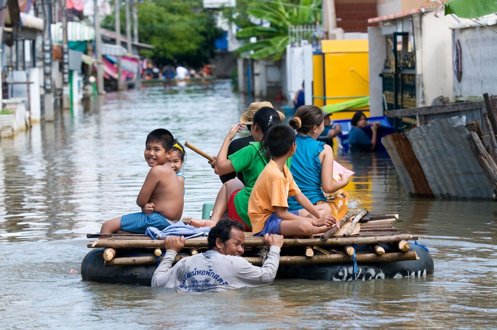 วิธีปฏิบัติป้องกันโรคและภัยที่มากับน้ำท่วม thaihealth
