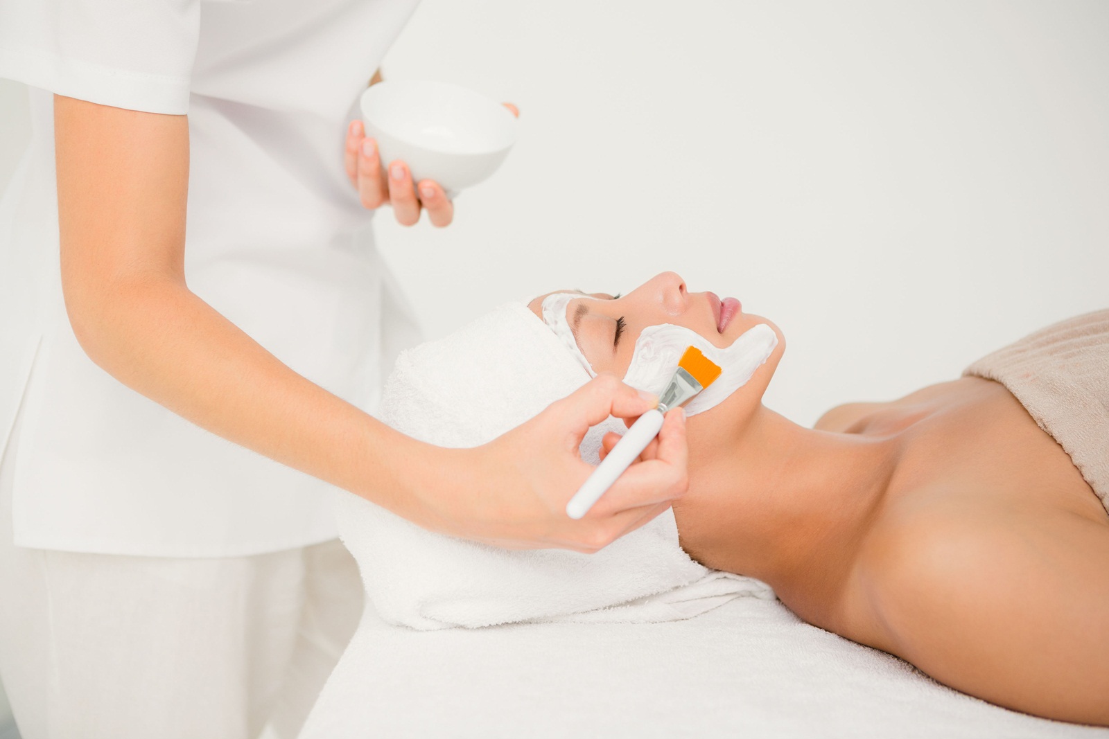 ตรวจสอบก่อนซื้อคอร์สความงาม  thaihealth