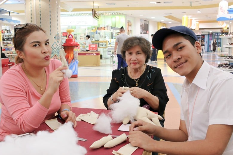 ตุ๊กตาวิเศษเยียวยาเด็กถูกละเมิดทางเพศ thaihealth