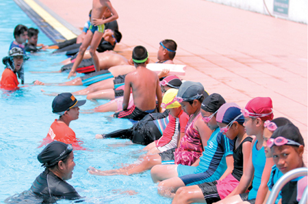 ปิดโครงการว่ายน้ำเป็น เล่นน้ำได้ ปี 60 thaihealth