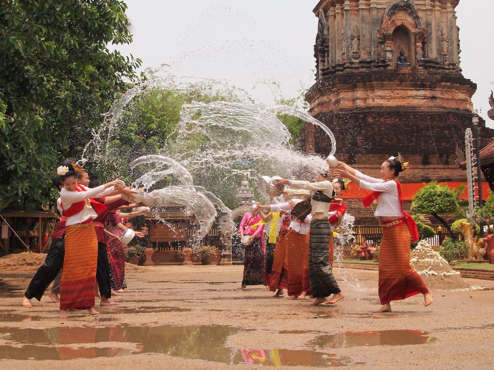 สาดน้ำสงกรานต์อย่างปลอดภัย thaihealth