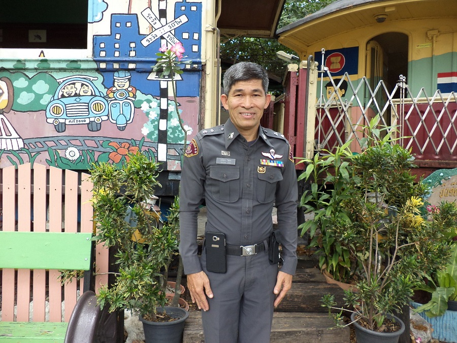 'ครูโจ่ย' กับโครงการครูตำรวจข้างถนน thaihealth
