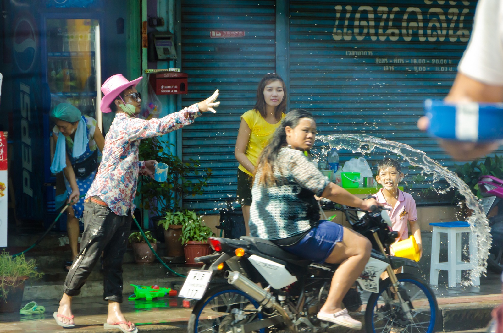 เผยสงกรานต์ใส่ใจ ความปลอดภัยดีขึ้น thaihealth