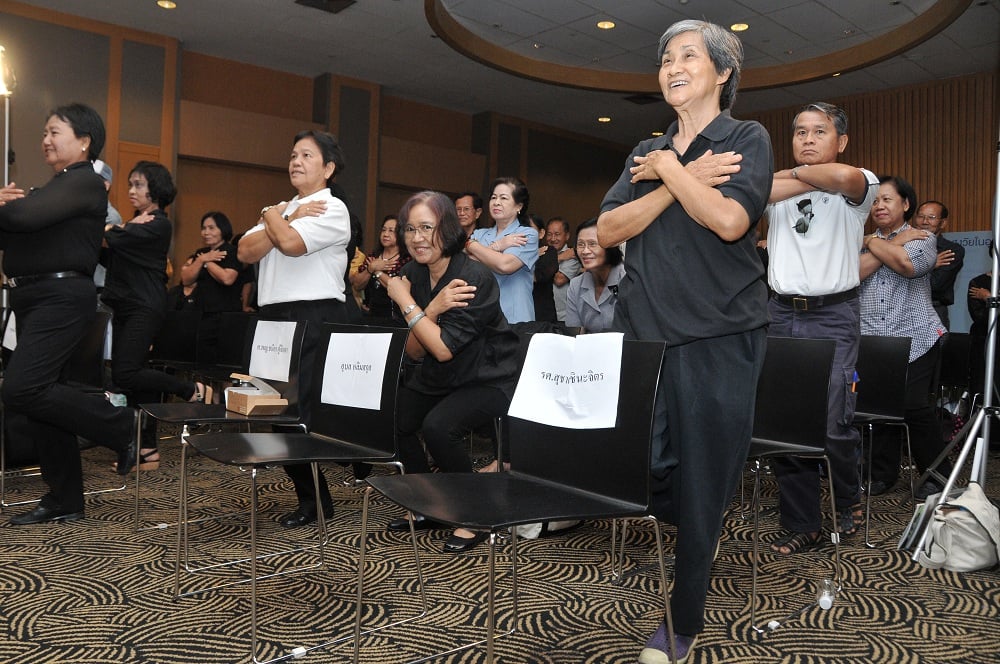 ท่าบริหารแรงกระแทกต่ำป้องกันข้อเสื่อม thaihealth
