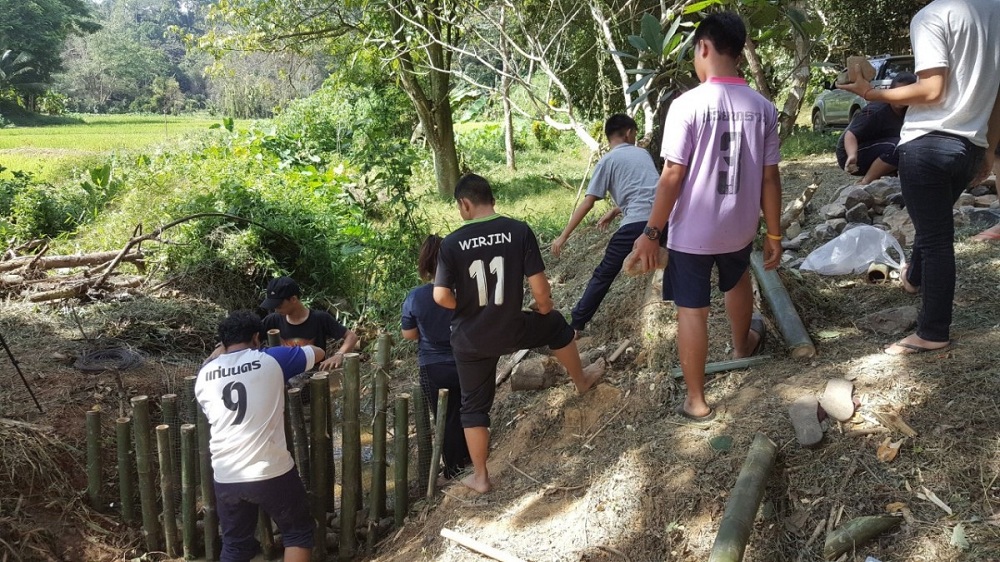 เยาวชนอุตรดิตถ์สร้างฝายบรรเทาภัยแล้ง thaihealth