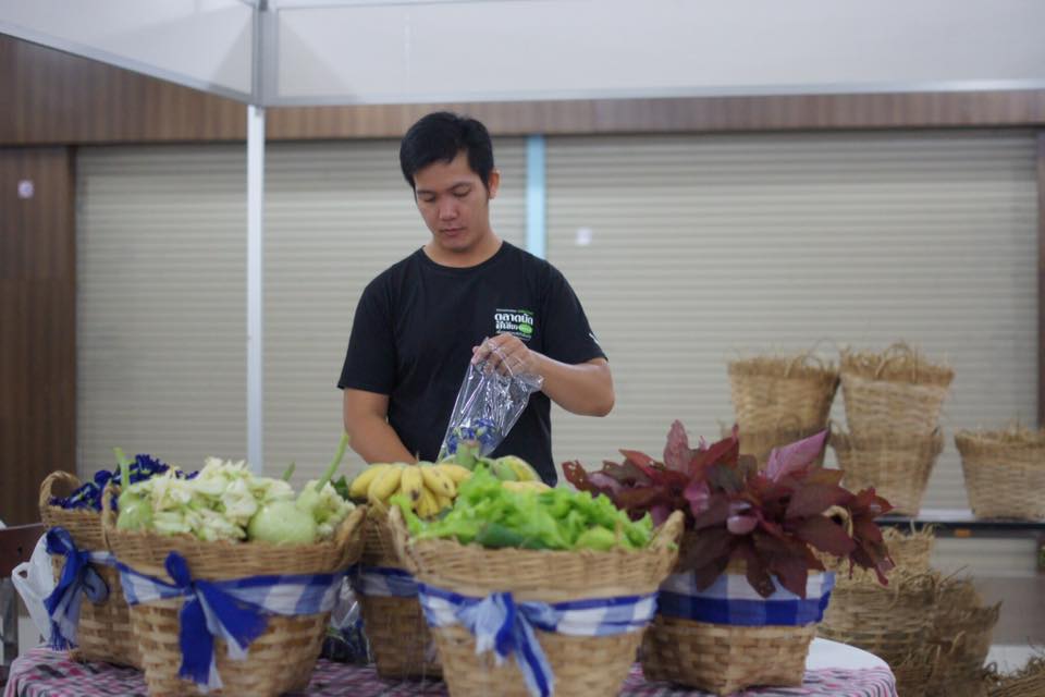ช็อปตลาดนัดสีเขียวเมืองอุบลฯ thaihealth