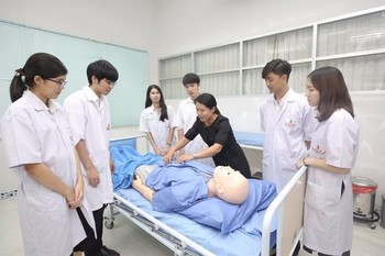 สร้างบัณฑิตสุขภาพตอบโจทย์ปัญหาสาธารณสุข thaihealth