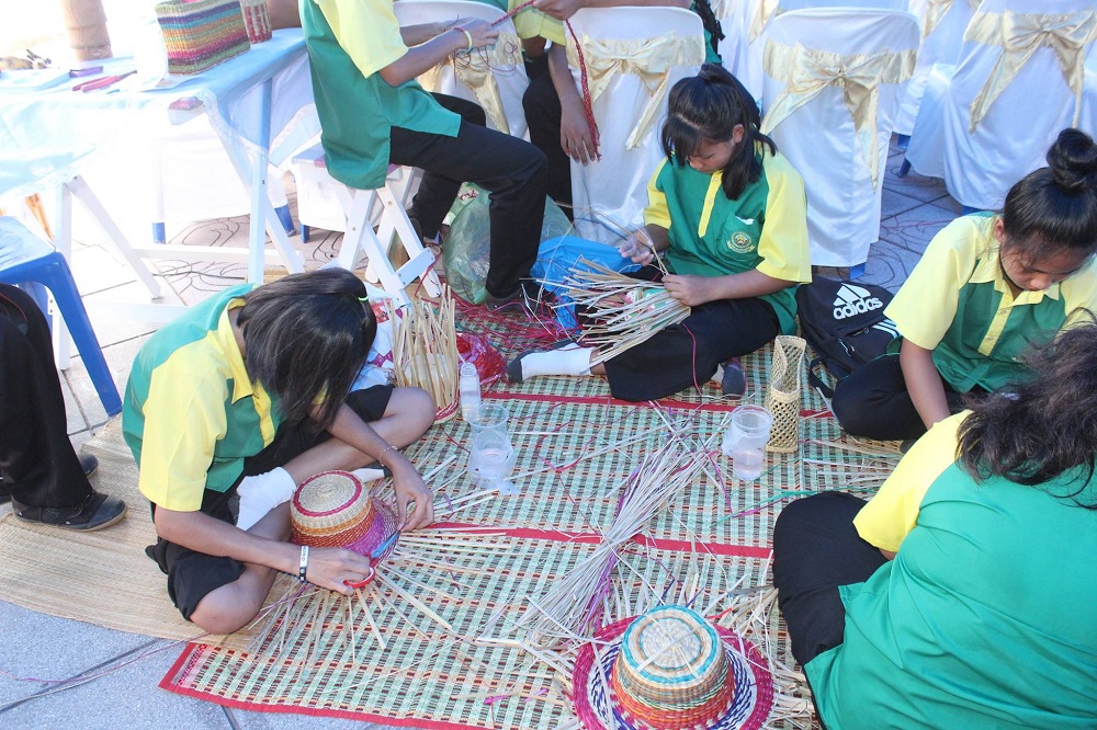 มหกรรมการศึกษาเพื่ออาชีพ ครั้งที่ 2  thaihealth