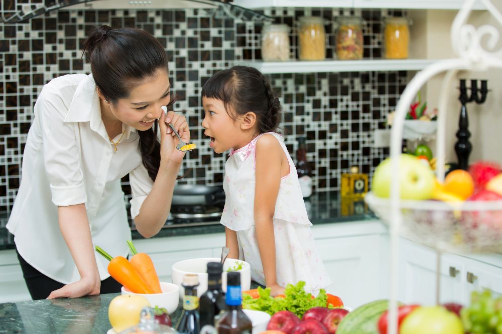 รู้แล้วต้องลอง  7 วิธีจูงใจลูกรัก สร้างนักกินผักตัวน้อย thaihealth