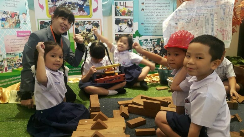 'ปฐมวัย' สตาร์ทการเรียนรู้ ใช้ธรรมชาติ สร้างบล็อก เล่นพร้อมฝึกฝน thaihealth