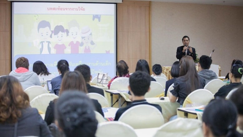 เด็กขอพื้นที่ ร.ร.สร้างเครือแกนนำ thaihealth