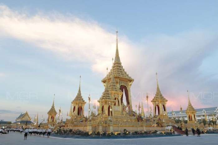 ปิด 8 เส้นทางรอบสนามหลวงชมนิทรรศการ-พระเมรุมาศ  thaihealth